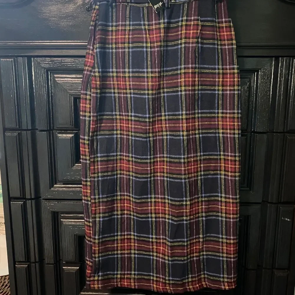 Hey Wait A Check Belted Midi Skirt - Picture 2 of 9